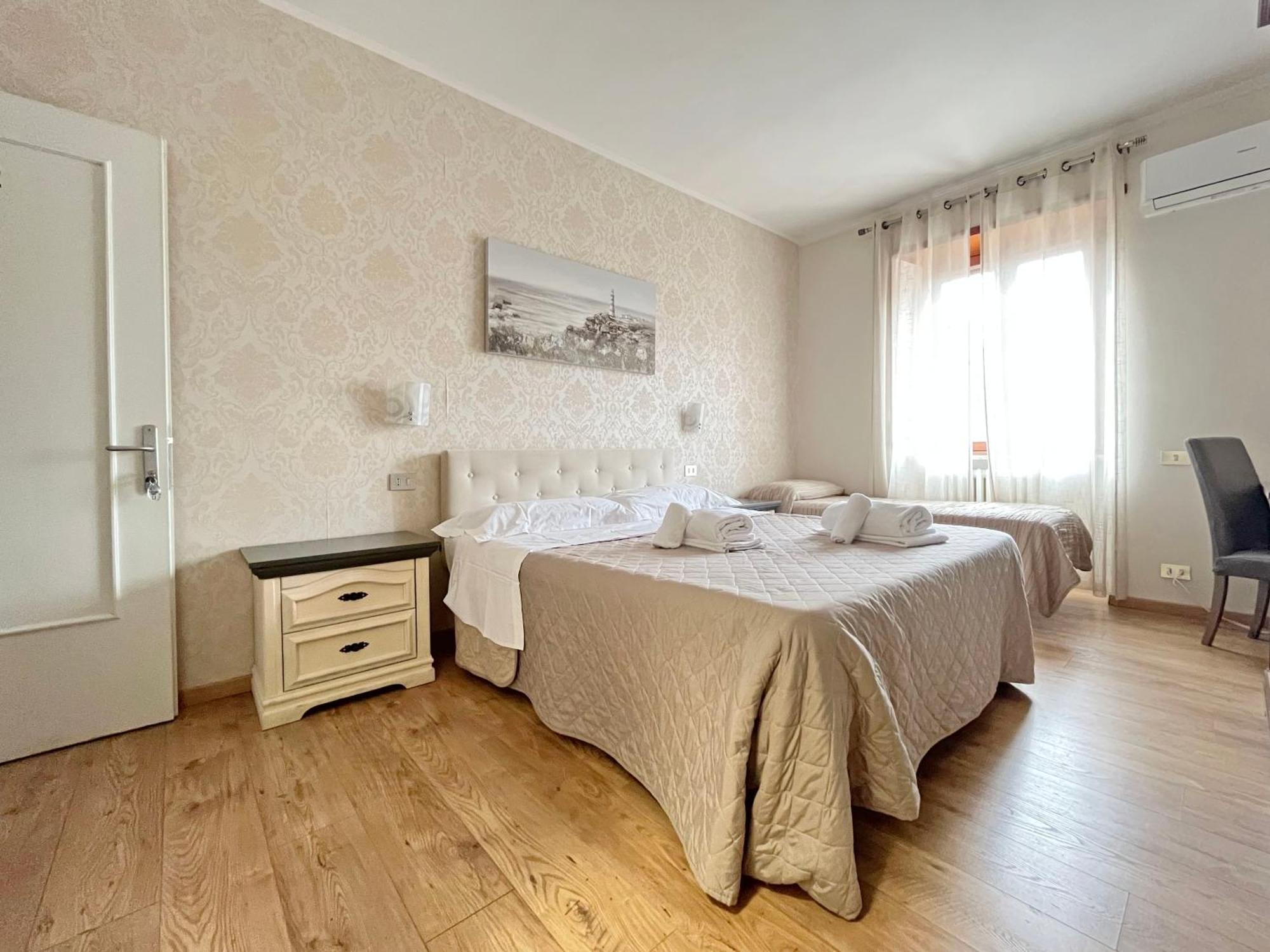 ローマ Antico Platano Bed & Breakfast エクステリア 写真