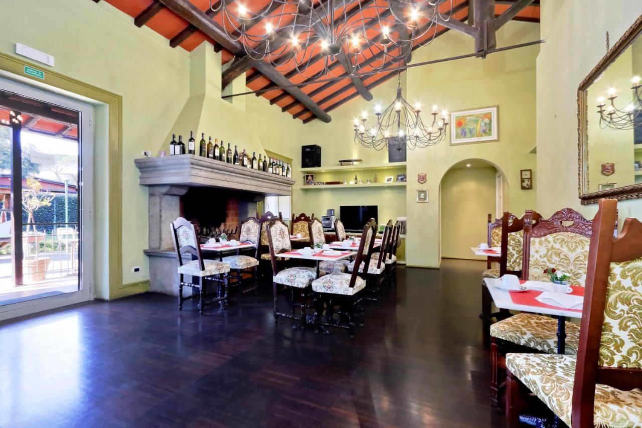 ローマ Antico Platano Bed & Breakfast エクステリア 写真