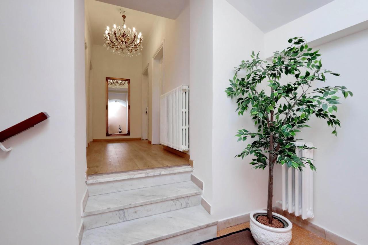 ローマ Antico Platano Bed & Breakfast エクステリア 写真