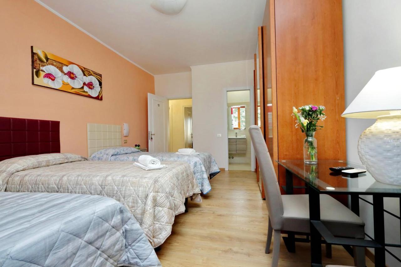 ローマ Antico Platano Bed & Breakfast エクステリア 写真