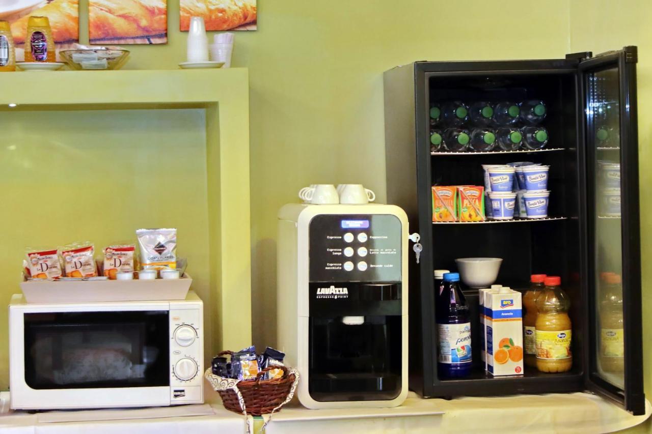 ローマ Antico Platano Bed & Breakfast エクステリア 写真